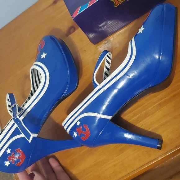 π«SOLDπ« Funtasma Sailor shoes, sz 9 β€οΈ Patriotic Blue color with red anchors - Picture 7 of 13